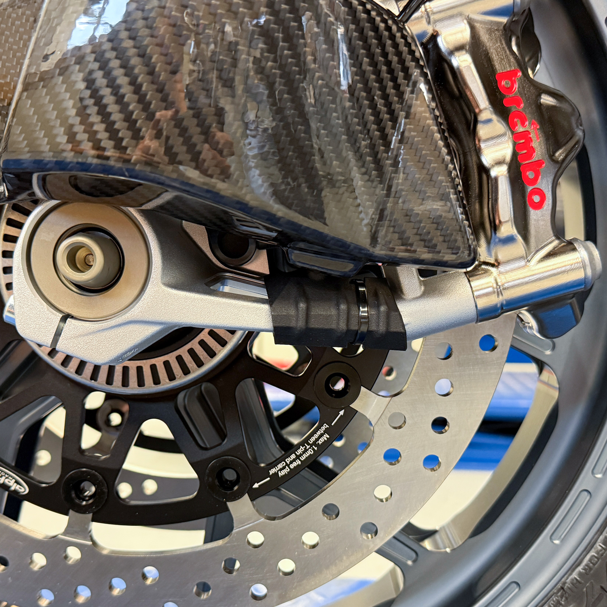 Mounting kit front fender